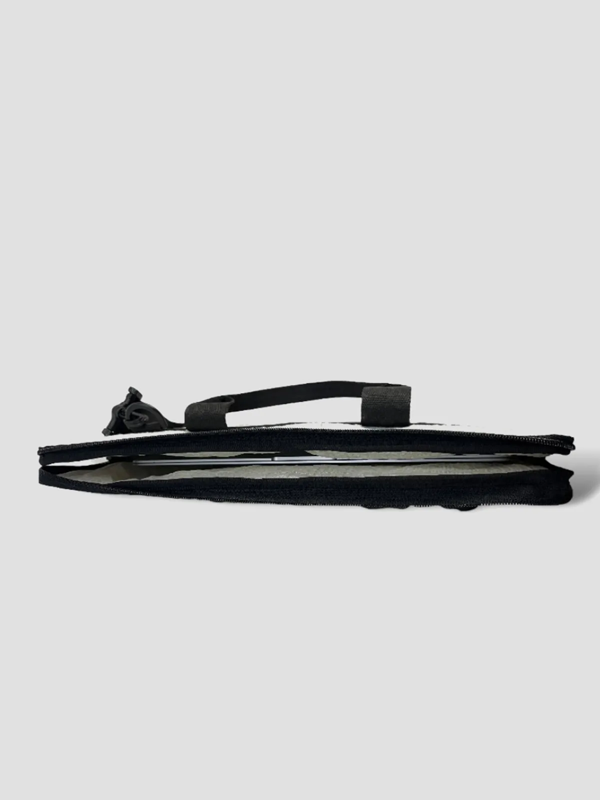 The Good Laptop Sleeve White